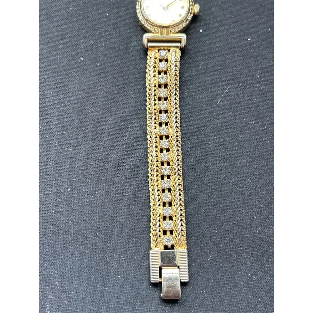 Suizo Gold Tone Women’s Quartz Watch